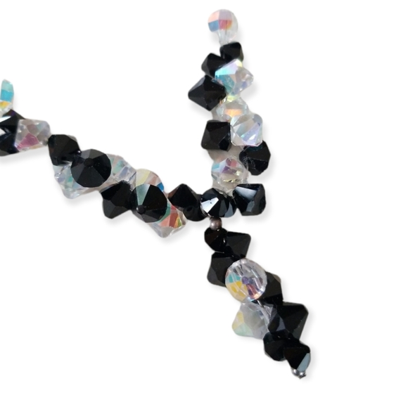 Elegant Hand Crafted Swarovski Crystal Illusion Beaded Necklace NWT - Picture 6 of 10
